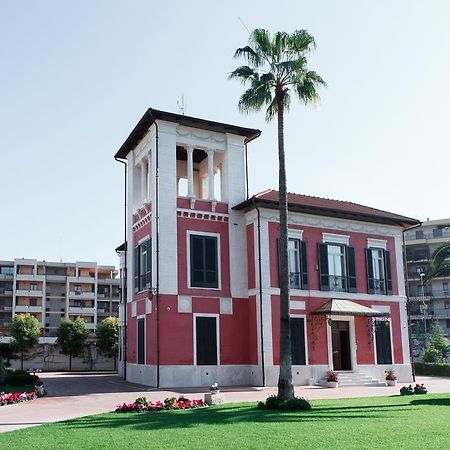 Villa Pallotta Luxury B&B Чериньола Экстерьер фото