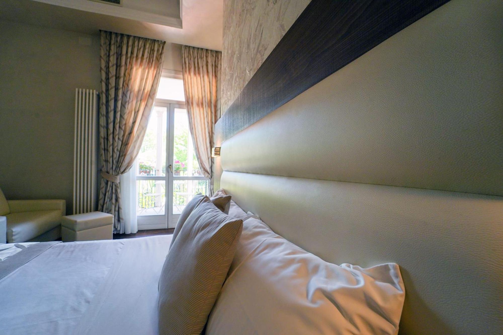 Villa Pallotta Luxury B&B Чериньола Экстерьер фото